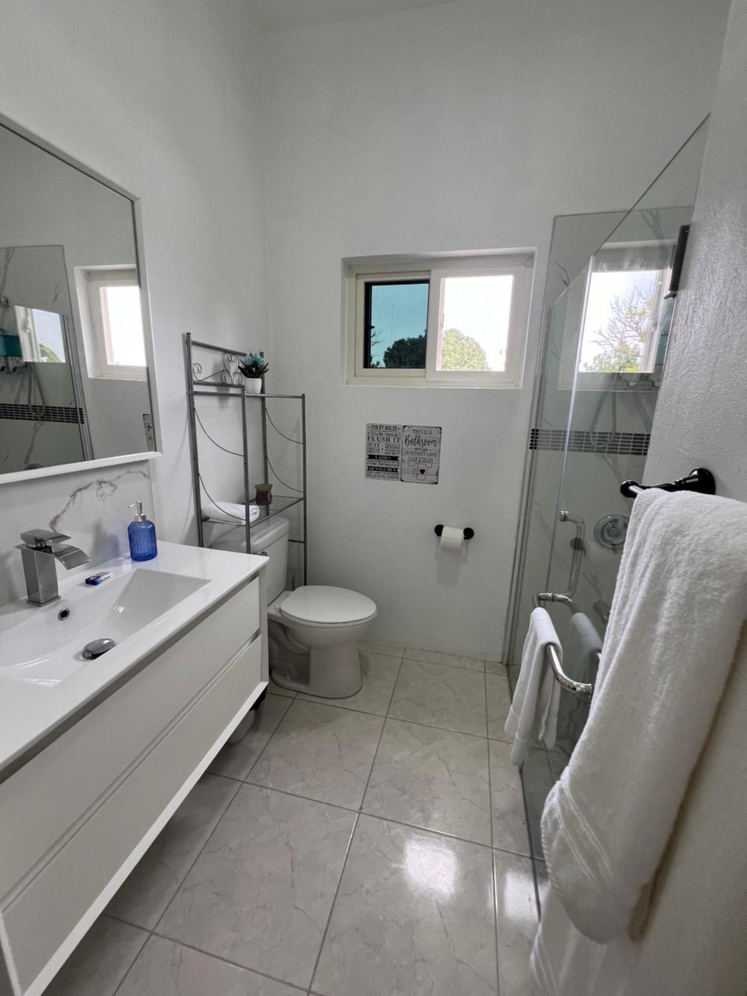 Luxury Apartments At Case De Coco, Ocho Rios Jamaica Eksteriør bilde
