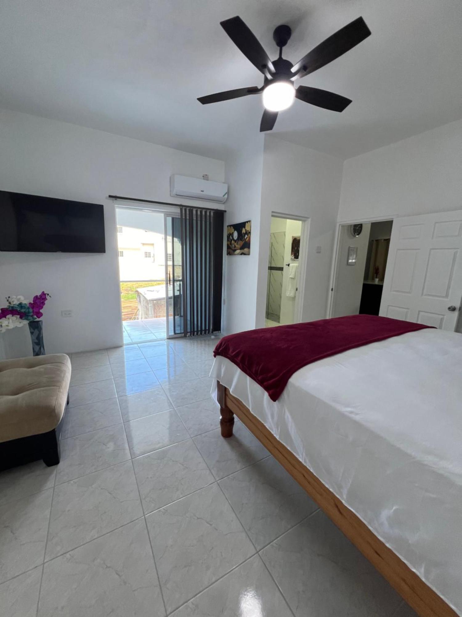 Luxury Apartments At Case De Coco, Ocho Rios Jamaica Eksteriør bilde